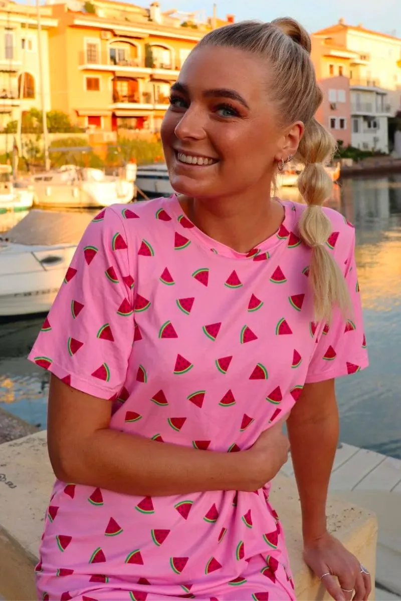 Alma T-Shirt Dress | Pink Watermelon | Kjole fra Liberté