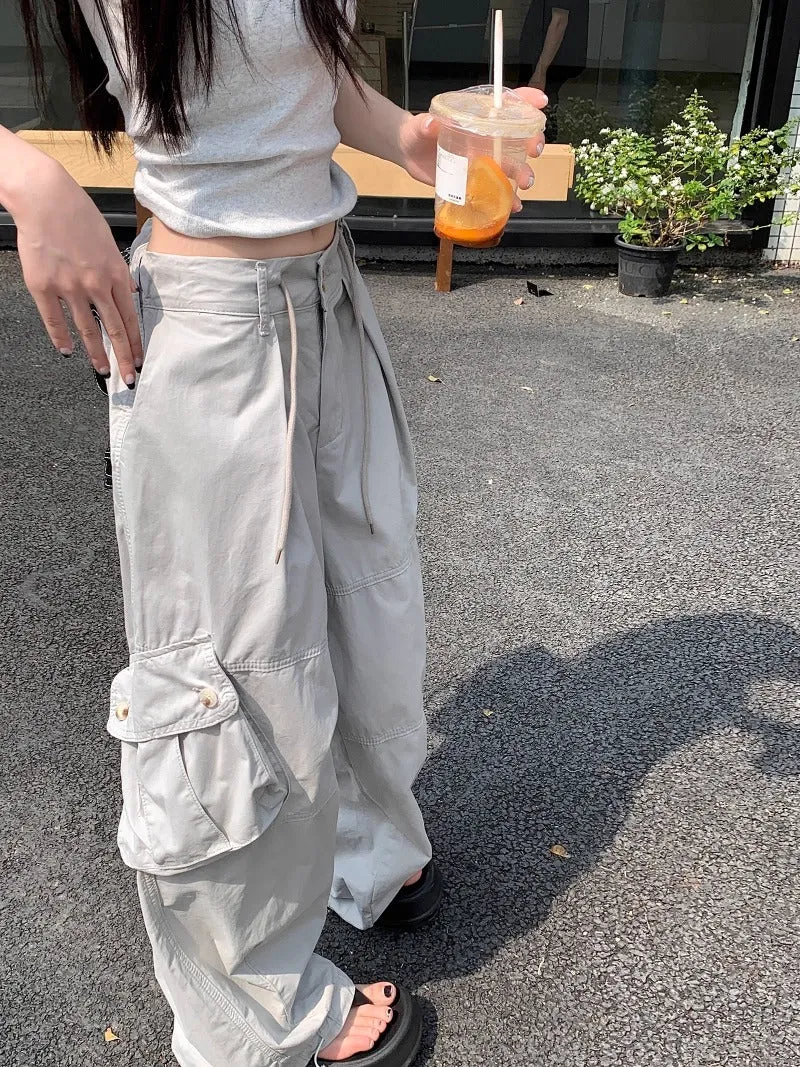 Baggy High-Waist Cargo Pants